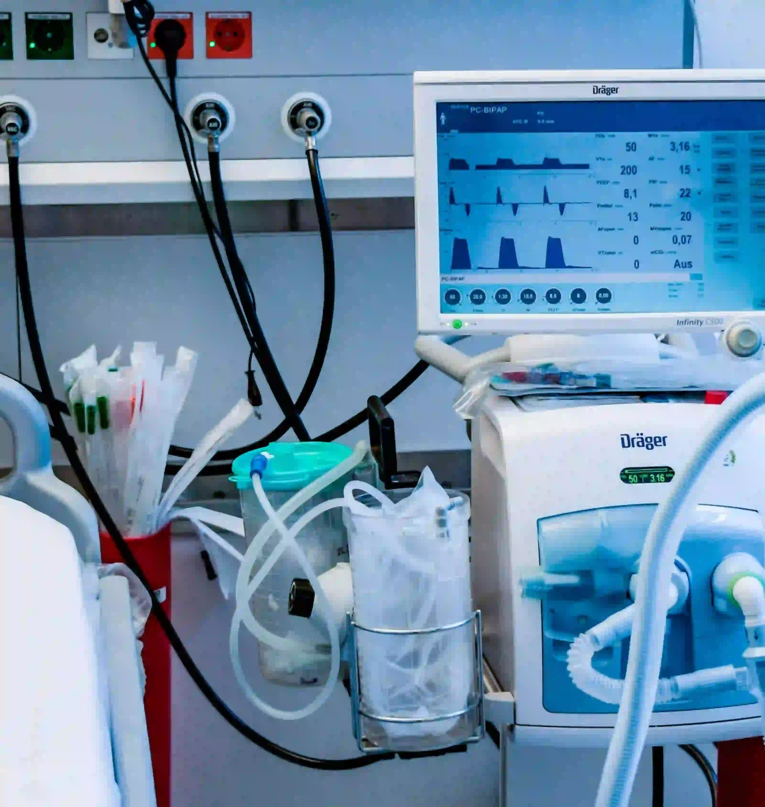 ICU Ventilator Ambulance Service in Mumbai for respiratory emergency transport